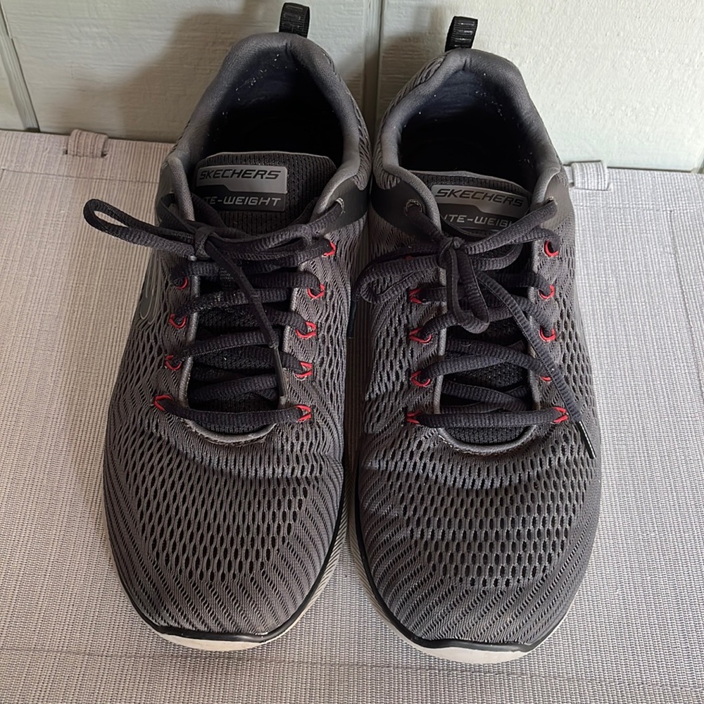 Skechers Lite-Weight Extra Wide Fit Air Cooled Memory Foam Sneakers